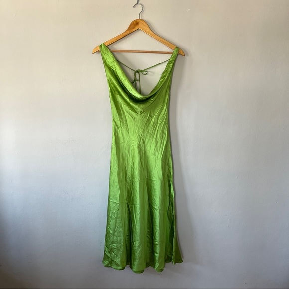 Amanda Uprichard Mirai Midi Dress in Green Size Small Silk - Picture 4 of 8